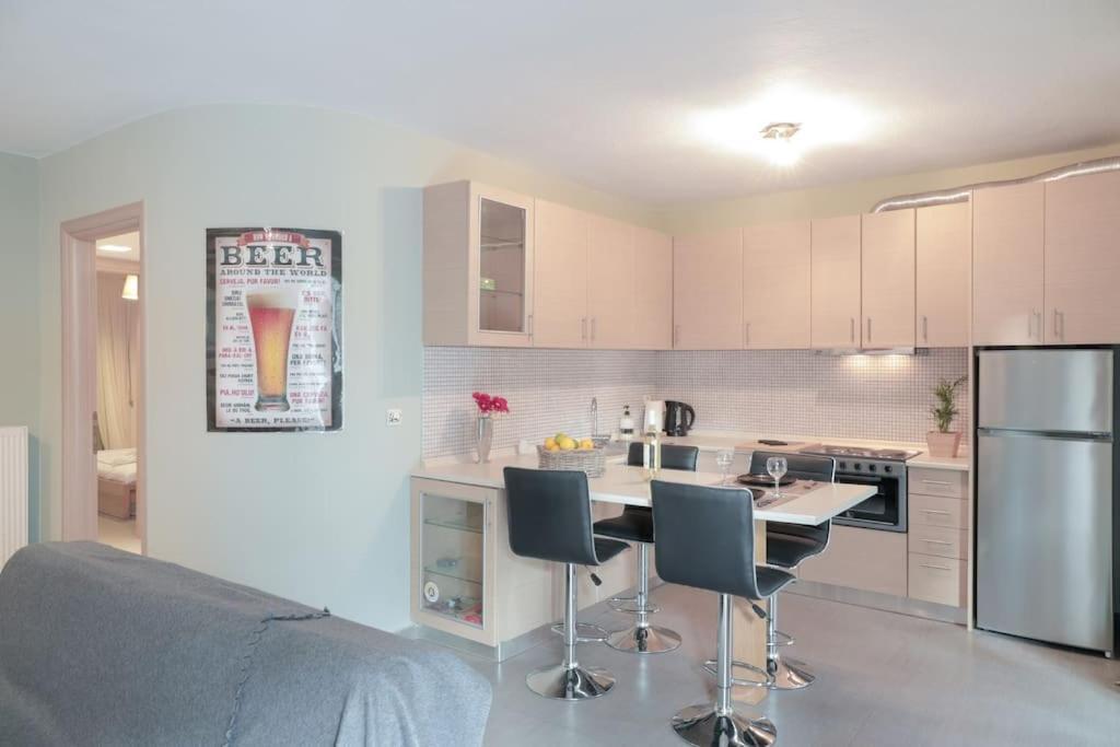 5 Min From Papageorgiou Free Indoor Parking Apartment Thessaloniki Exterior photo